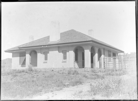 FCC cottage in Blandfordia.