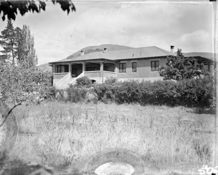Front of Cuppacumbalong Homestead.