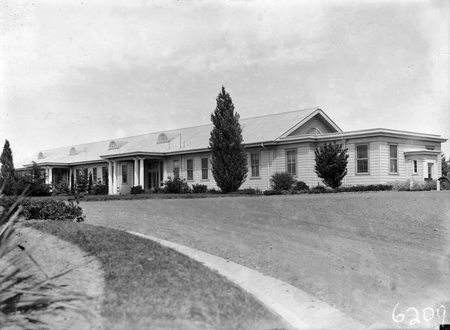Acton offices of the Federal Capital Commission.