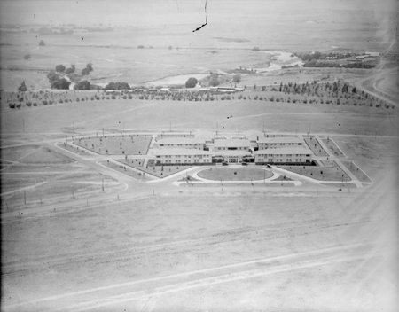 Aerial view of Hotel Kurrajong looking to the east.