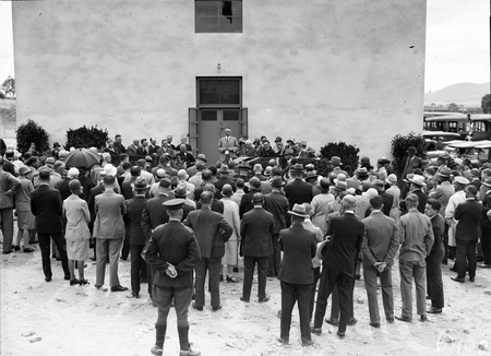 Prime Minister opening CSIR Building. Division of Entomology, Clunies Ross Street, Black Mountain.