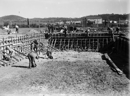 Manuka swimming pool under construction, Manuka Circle, Kingston.