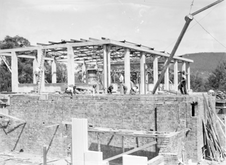 Australian Institute of Anatomy under construction. McCoy Circle, Acton.