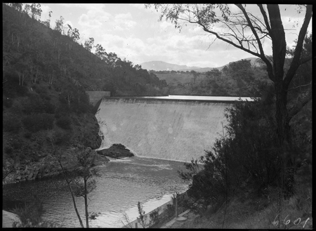 Cotter Dam wall and spillway, Water flowing into the stilling pond.