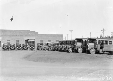 Federal Capital Commission fleet of buses and cars at the Kingston Depot.