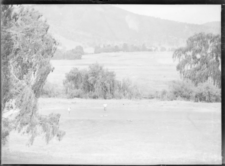 Players on putting green, Royal Canberra Golf Club.