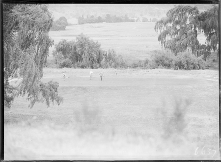 Players on putting green, Royal Canberra Golf Club.