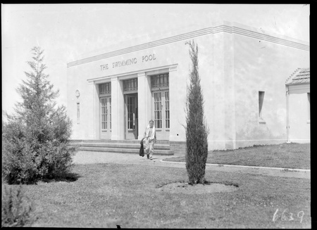 Manuka Swimming Pool, Manuka Circle, Kingston.