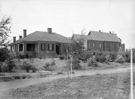 Baptist Manse and Baptist Church, Currie Crescent, Kingston.