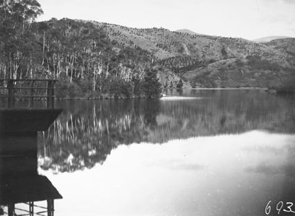 Cotter Dam, near the wall