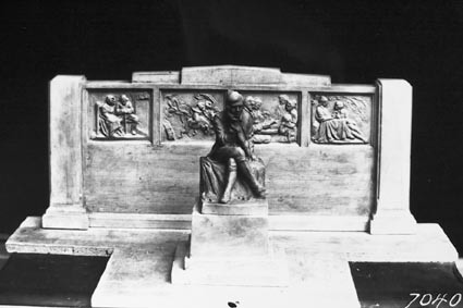 Model of Burns statue to be placed on Adelaide Avenue