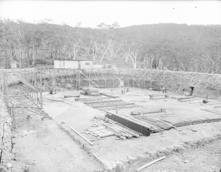 Black Mountain Reservoir excavation. Formwork and reinforcement being installed ready for concreting.
