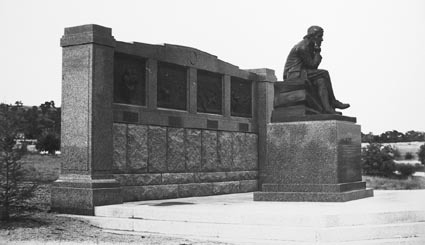 Robert Burns Statue at the corner of Canberra Avenue and National Circuit