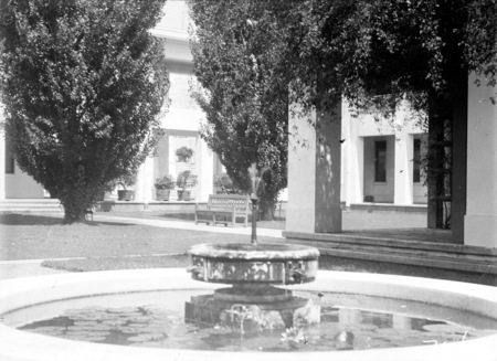 Parliament House courtyard and fountain.