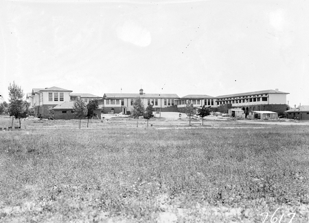 Telopea Park School from the rear. Construction of new classrooms on the right. New South Wales Crescent, Barton.
