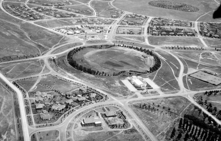 Arial view. Manuka oval, Manuka Swimming Pool and Manuka.